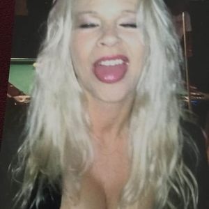 Meet your Posher, Lorelei